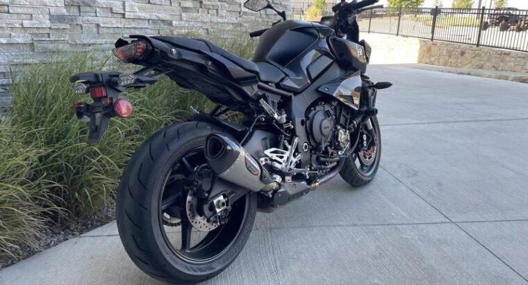 2017 Yamaha FZ-10 {‪+971526863596‬}