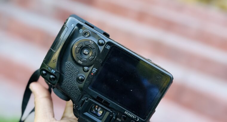 Canon 500D camera