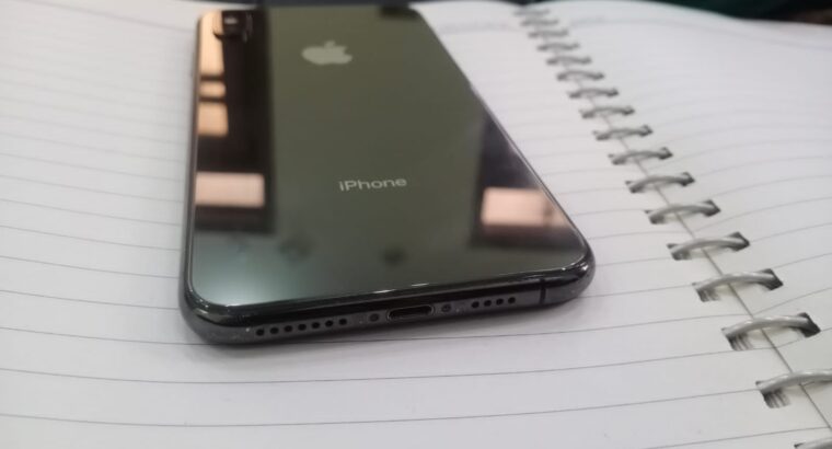 iPhone xsmax space gray for sale in karachi in Rs.77000