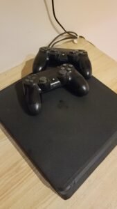 PS4 1TB Slim Edition