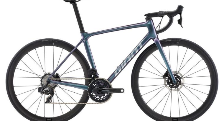 2024 Giant TCR Advanced Pro Disc 0 AXS Road Bike