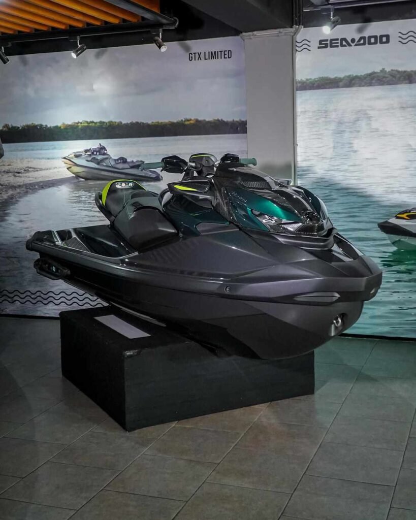 2023 Sea-Doo RXP-X APEX 300 Jetski - photo 1