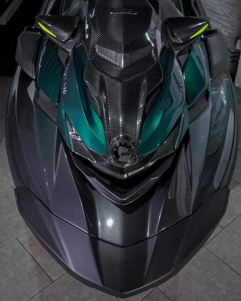 2023 Sea-Doo RXP-X APEX 300 Jetski - photo 2