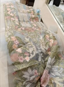 Stylish unstitched