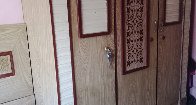 Door Wooden Almari with Bed Set for Sale” “Used Bedroom Furniture Set in Go