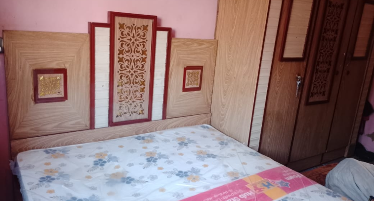 Door Wooden Almari with Bed Set for Sale” “Used Bedroom Furniture Set in Go