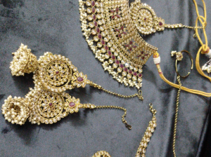 Heavy Bridal Jewellery Set – Full Set with Earrings and Matha Patti (New)