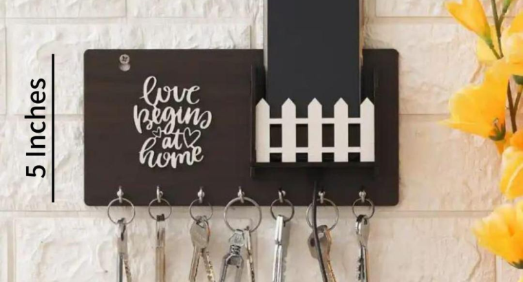 Modern Wall-Mounted Key and Phone Holder with Fence Design