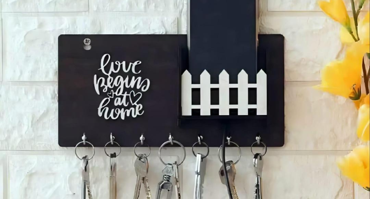 Modern Wall-Mounted Key and Phone Holder with Fence Design