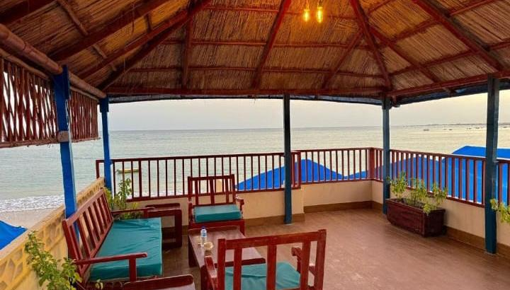 Karachi Beach Huts Available for Booking – For Family, Party and Corporate Events, Gatherings and Picnics