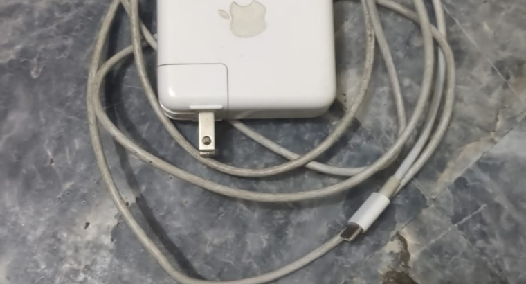 Apple MacBook Pro M2 2022 – Mint Condition | Complete Box