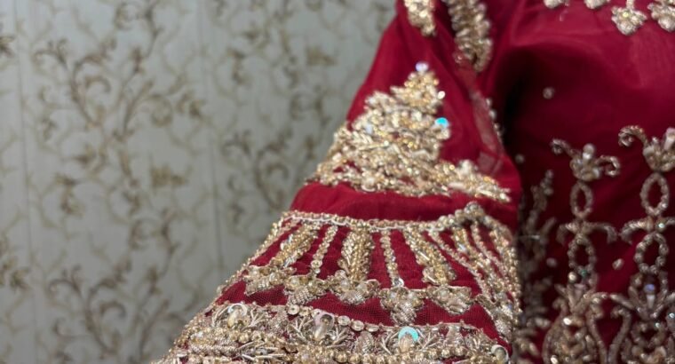 Luxury Maroon Bridal Lehnga – Heavy Hand Embroidery – Excellent Condition