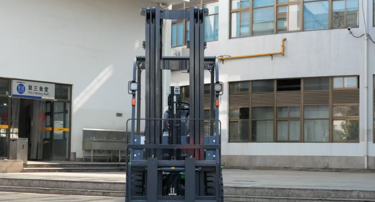 EV Forklift for sale in Pakistan