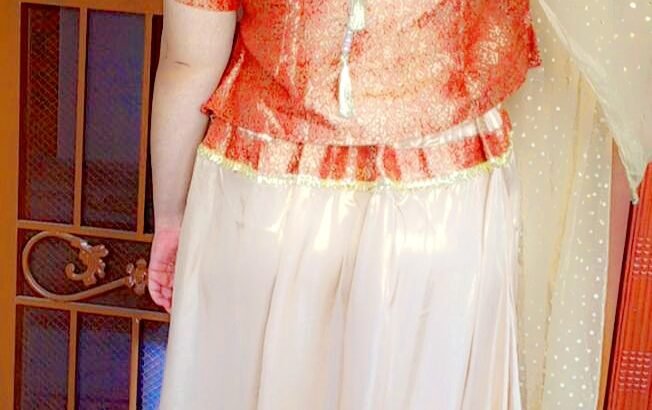 Elegant Banarasi Style Choli with Satin Lehenga and Golden Net Dupatta