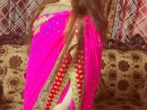 Pink Saree and Golden Embroidery Vibes 💖✨