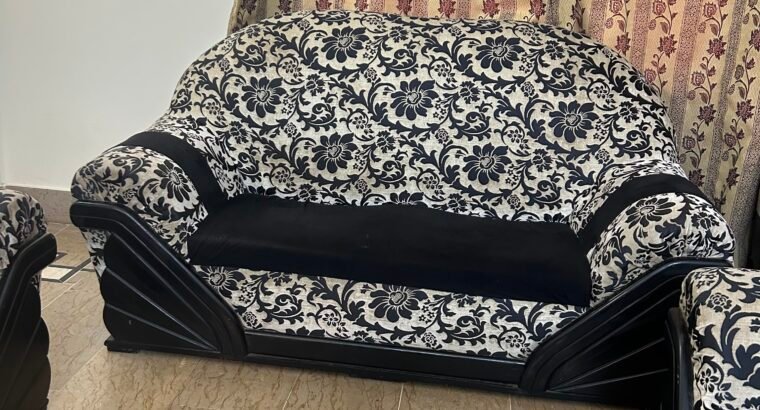 Sofa Set for sale in Wahdat Colony, Lahore