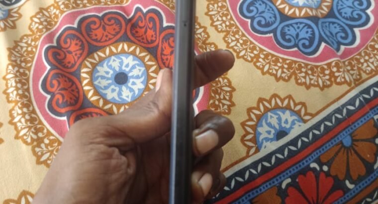 Redmi note 11 hai 6 128 penal change hai