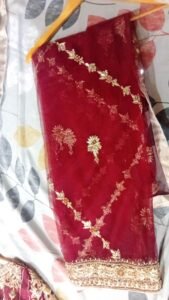 Bridal dress medium size just one time used condition 10 by 10 hai