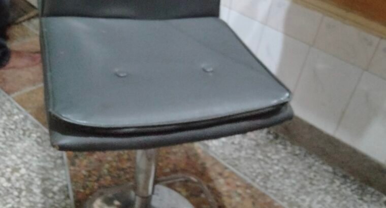 Saloon Hair Cutting ✂️ Chair for Sale