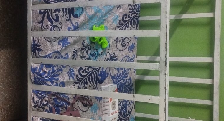 baby bed cot iron