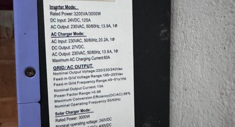 Hybrid solar inverter fronus 