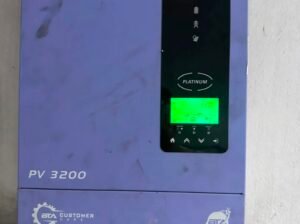 Hybrid solar inverter fronus 