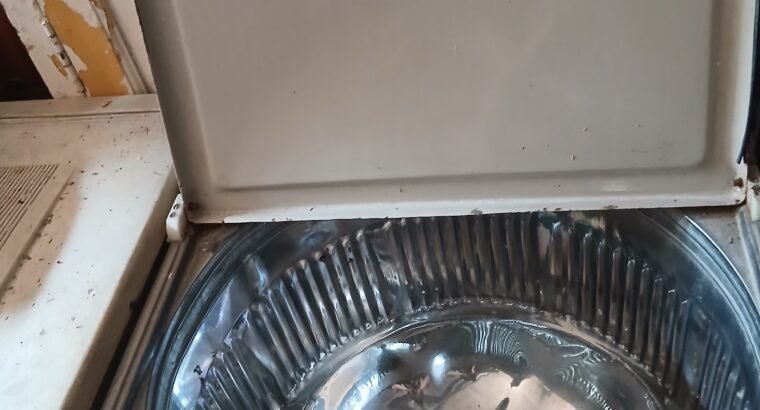 Full size washing machine and dryer