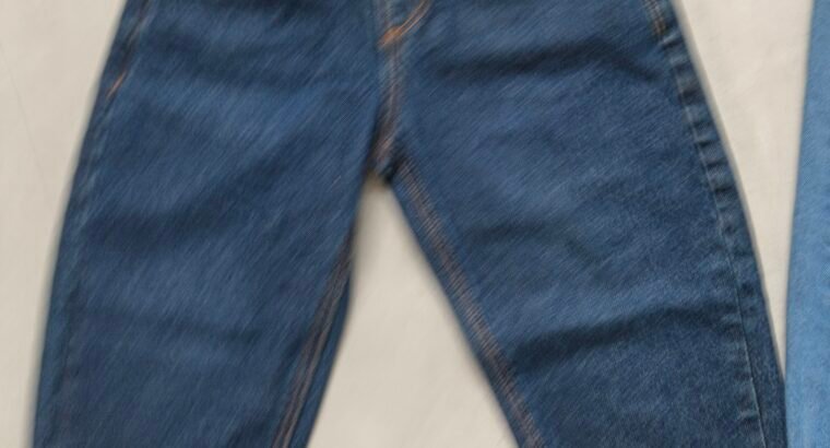 Boys denim jeans in jet black col and in...
