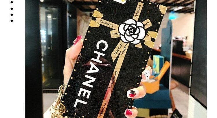 Chanel black glitter cover for iPhone with chain