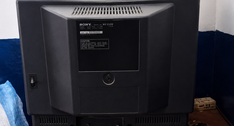 Sony Old Model CRT Television – Good Condition