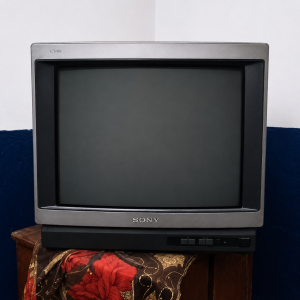 Sony Old Model CRT Television – Good Condition