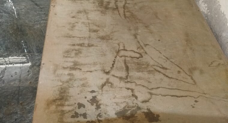 Single bed , Dining table
