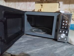 Microwave oven