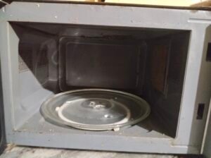 Microwave oven