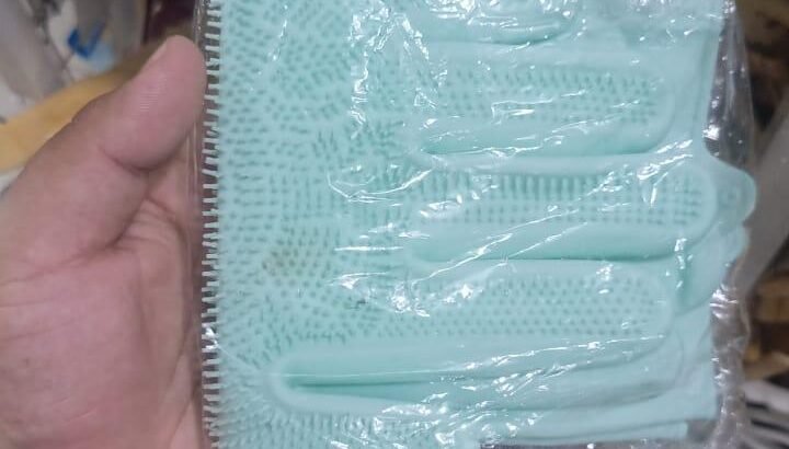 Dishwashing Rubber Gloves Non-Slip Household Laundry Kitchen Cleaning Gloves – Pair (Random color)