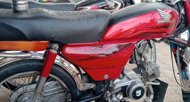Honda CD70 – 2017 Model for sale in Rs.80,000