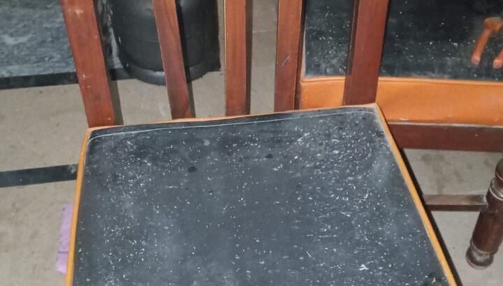 Dinning Table with Chairs for sale