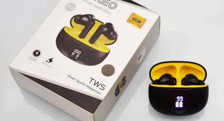 Fast and long lasting battery 🔋 Black and white Earbuds