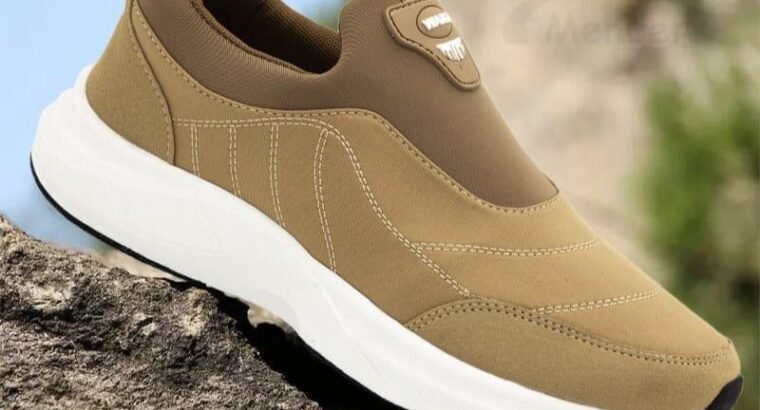 Men’s comfortable sneakers