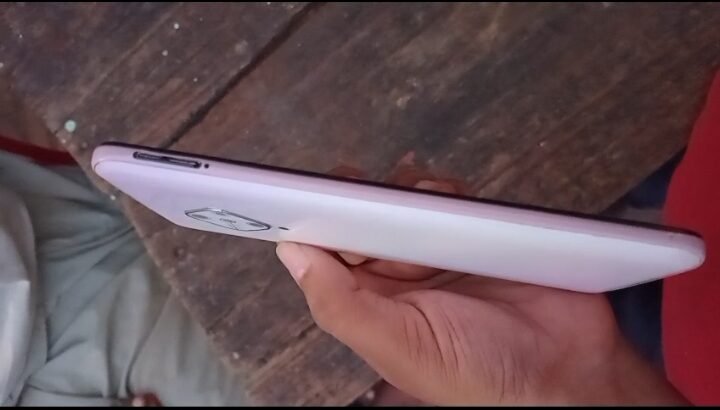 Vivo S5 without box charger all ok no op...