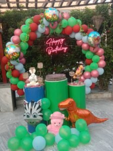 happy anniversary flowers and balloon decor