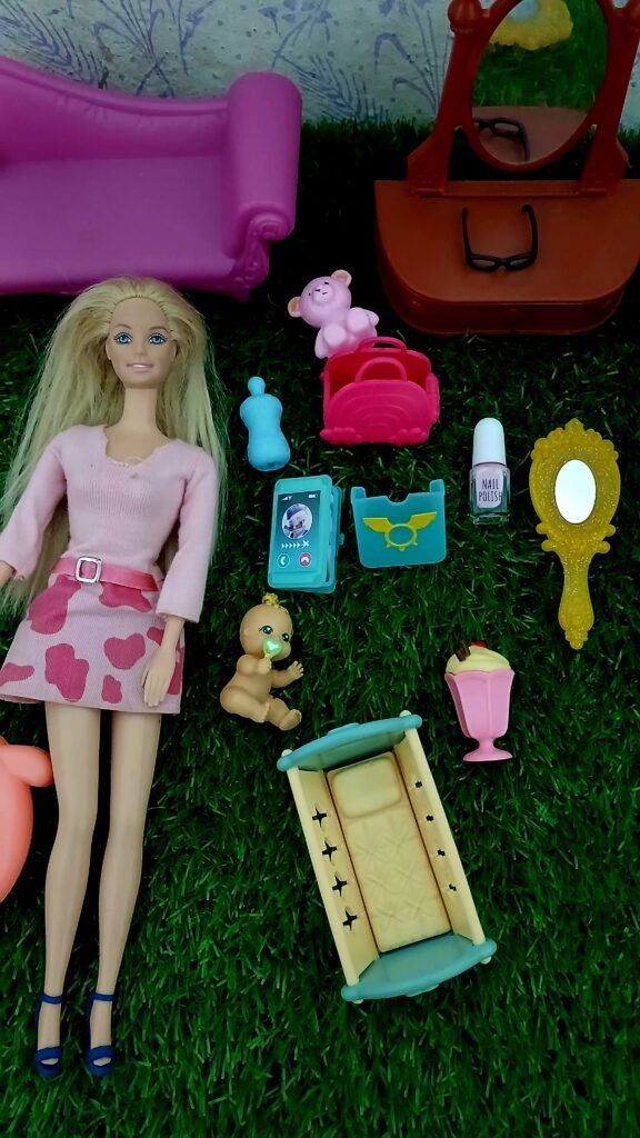 Barbie with Furniture - photo 4