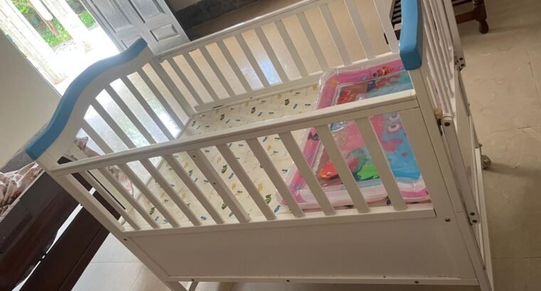 👶 بیبی ووڈن کوٹ / بیبی کریب