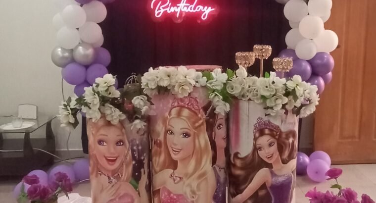 girls them balloon decor