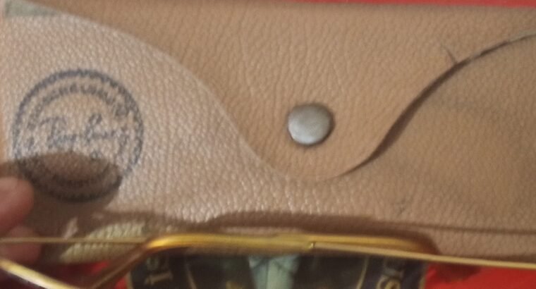 Vintage B and L ray-ban Carvan USA with ...