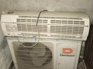 Lahore split ac for sale urgently