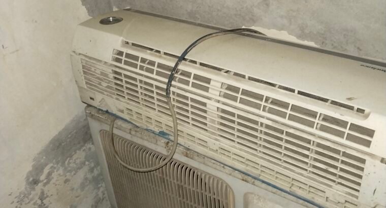 Lahore split ac for sale urgently
