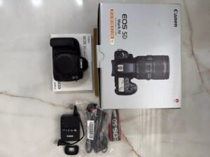 Hot Selling Canon EOS 5D Mark IV DSLR Camera with 24-105mm f-4L II Lens