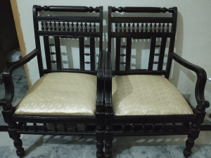 4 wooden chairs