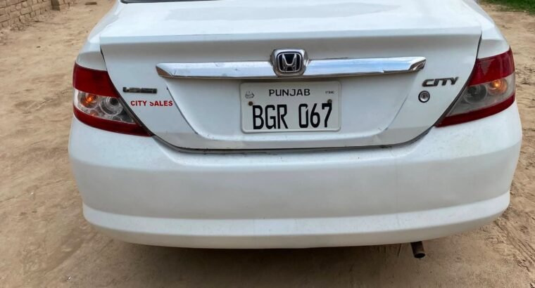 Honda City 2004 Model for Sale in Vehari